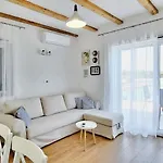 Captain's House Primosten - Feel The Sea Apartment Dolac