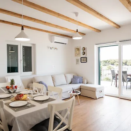 Apartman Captain's House Primosten - Feel The Sea *