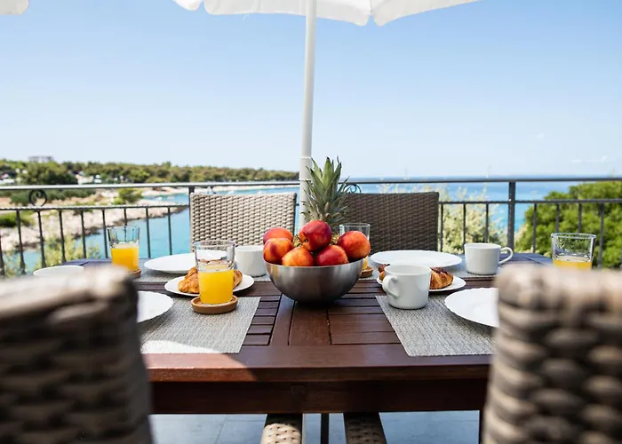 Captain's House Primosten - Feel The Sea Apartman