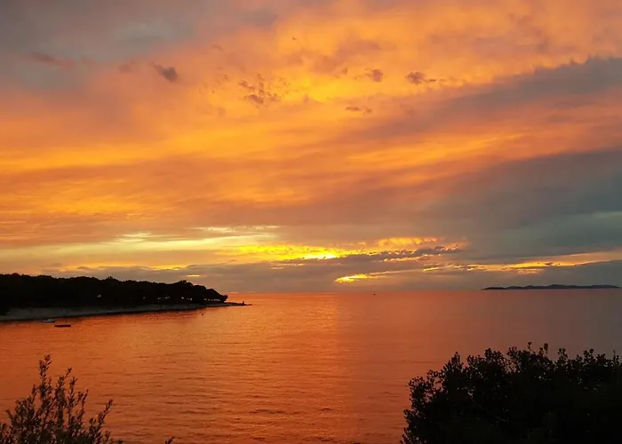 Captain's House Primosten - Feel The Sea Apartman Dolac